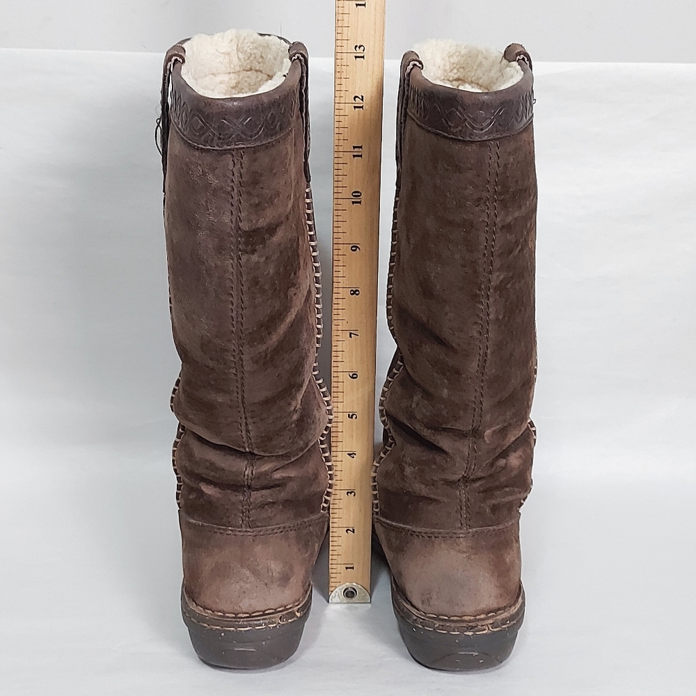 UGG Brown Leather Sheepskin Boots Women Size 7 Slouchy Pullon Cozy Winter Shoes - Picture 8 of 15